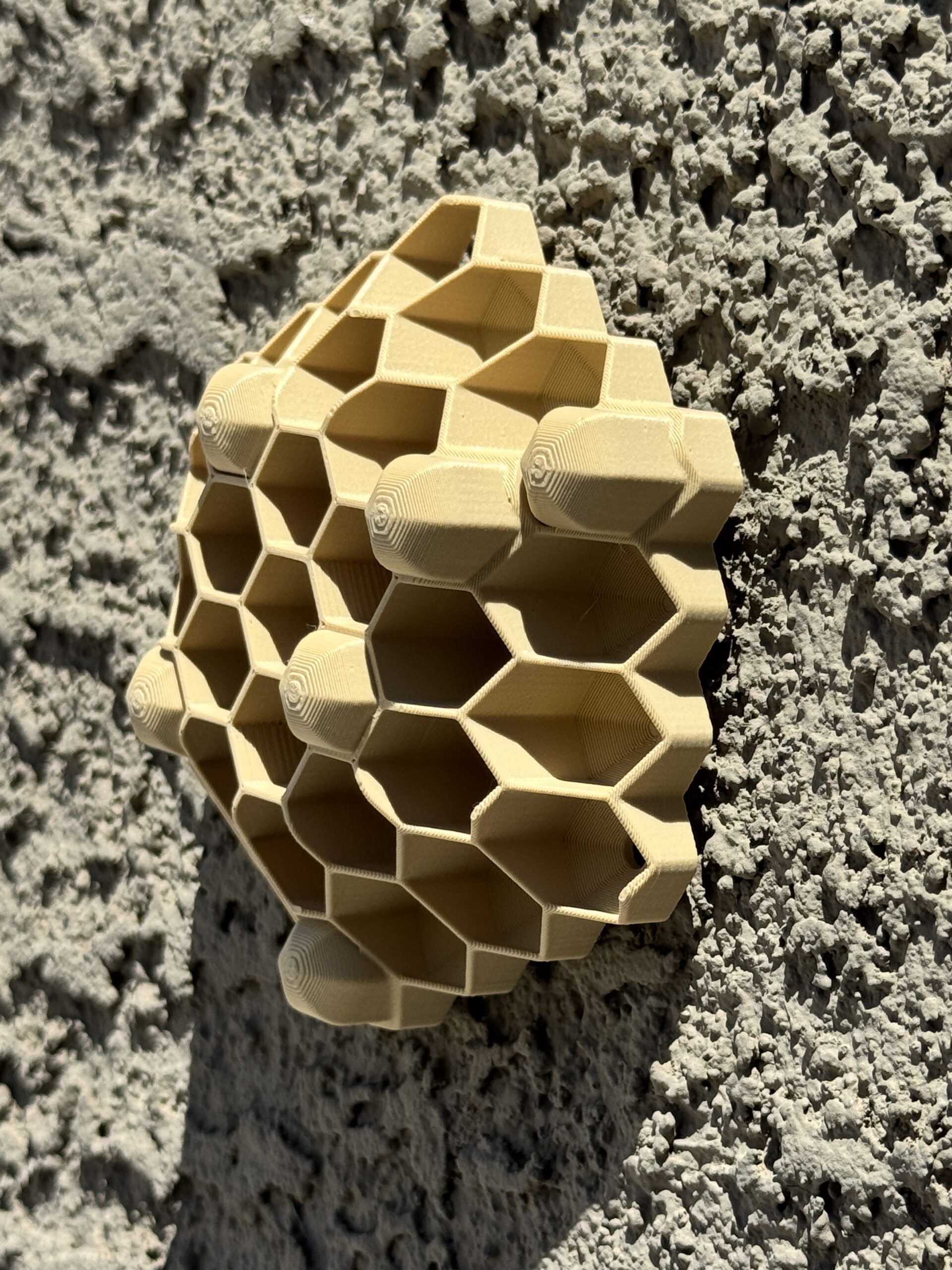 Wasp Deterrent Fake Nest – Chemical-Free Wasp Repellent (Set of 3) - Image 8