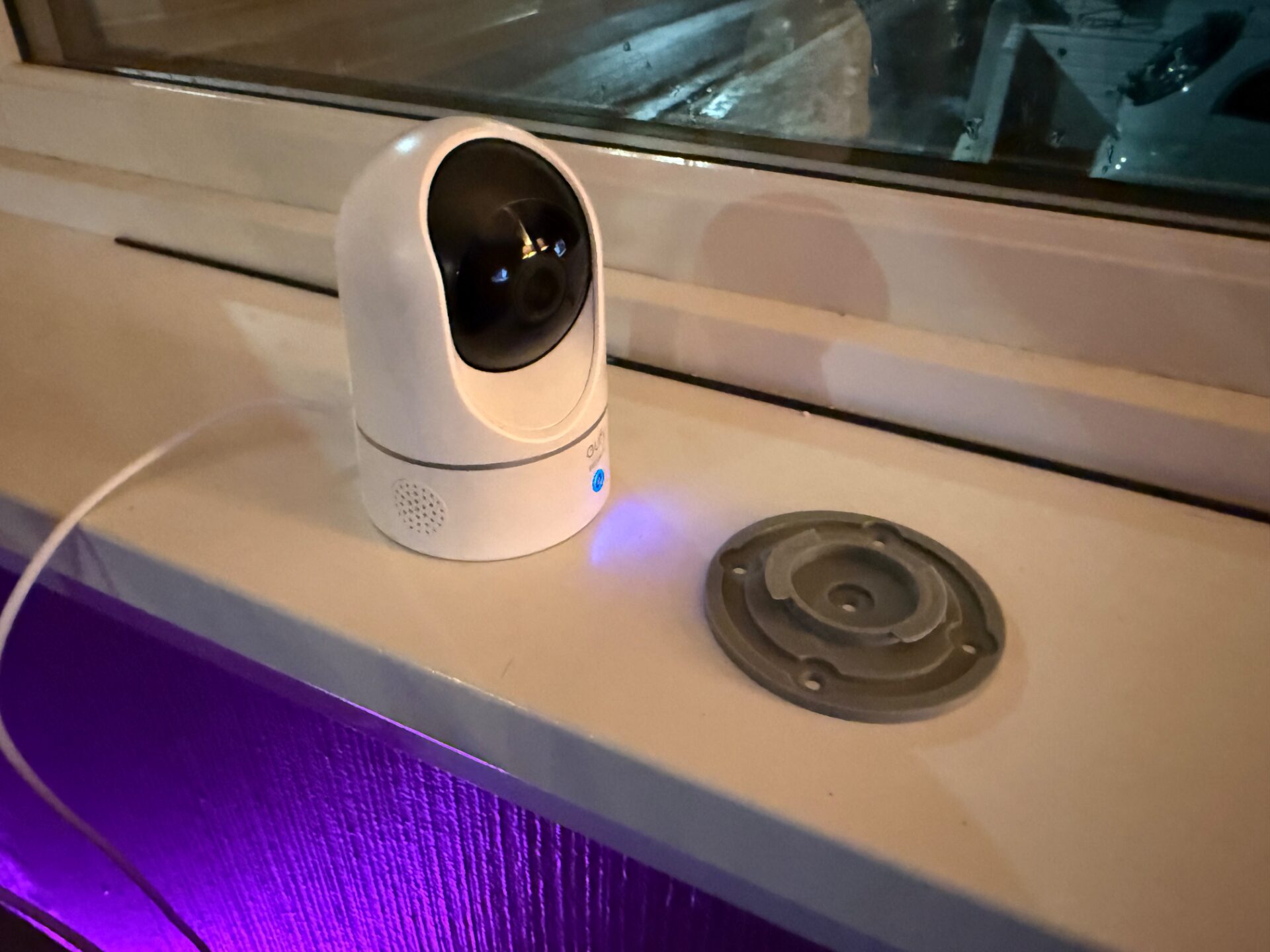 Eufy Indoor cam 2K Pan & Tilt Mount - Image 3