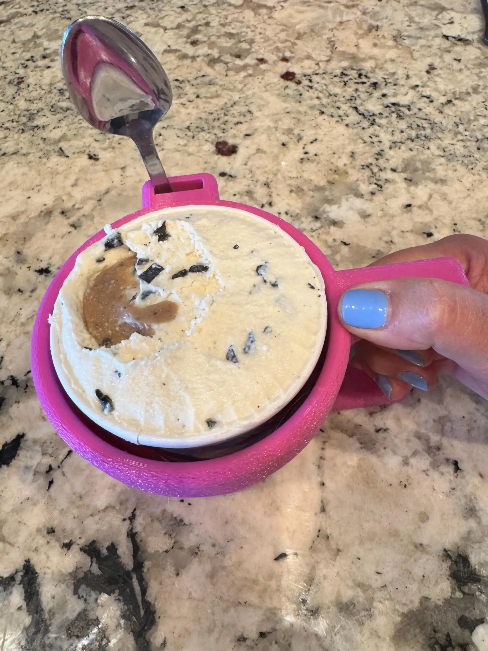 Ice Cream Queen: Pint Pal Hands-Free Container - Image 3