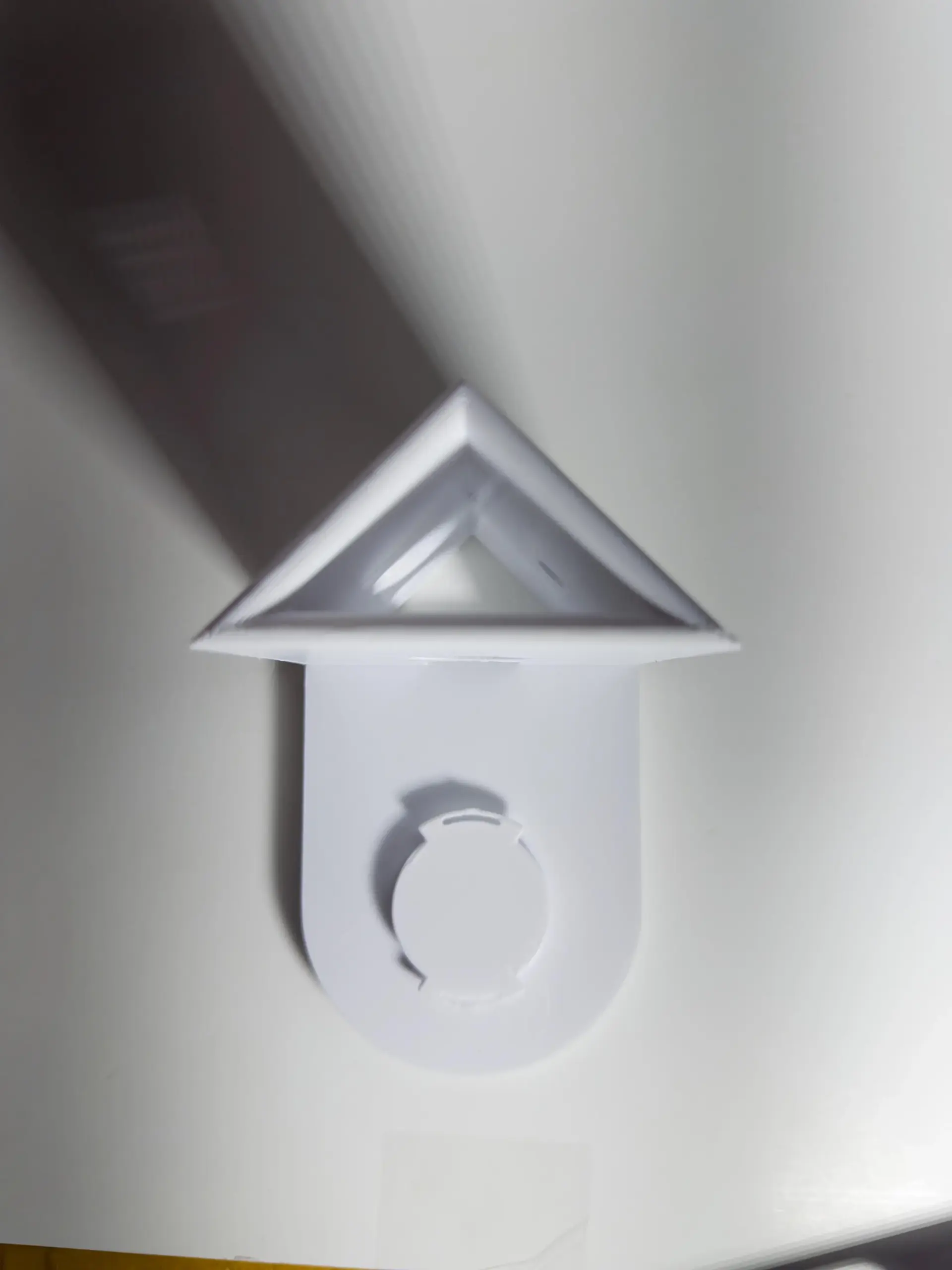 Eufy E220 Corner Wall Mount - Image 6